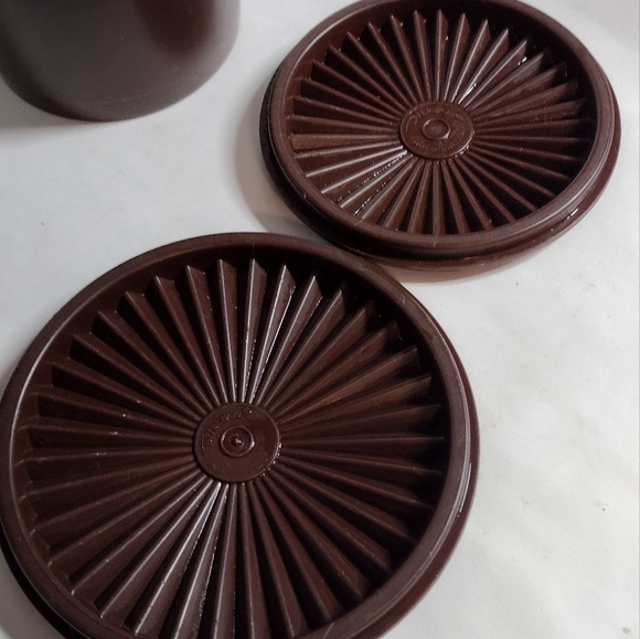 Vintage Tupperware Brown Mushroom Sunburst Canister Servalier Set Of 2 - Picture 2 of 8